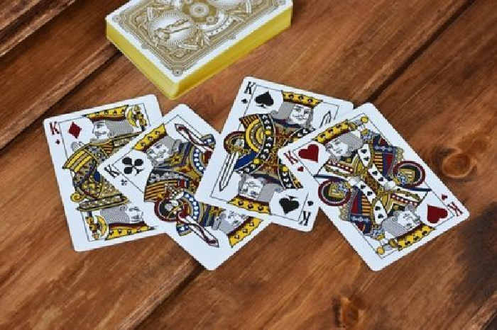 Limited Edition Liberty Playing Cards (Gold) - 7 Magic Inc