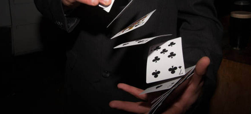 Top 10 easy magic tricks with cards you can do at home - 7 Magic Inc