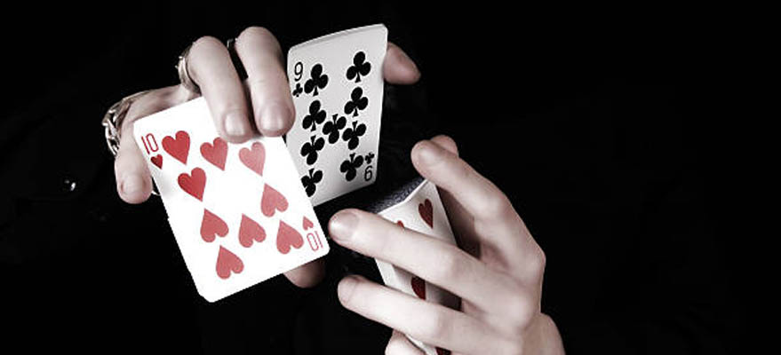 Top 10 easy magic tricks with cards you can do at home - 7 Magic Inc