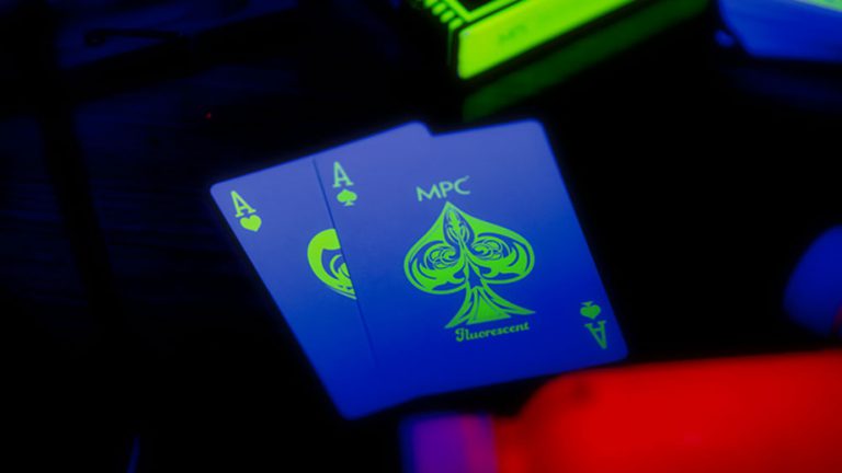 Fluorescent (Neon Edition) Playing Cards - 7 Magic Inc
